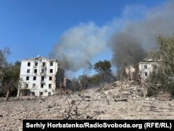 Все що залишилося від будинку після російського удару по центру Краматорська. 31 липня 2025 року