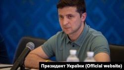 Зеленський обговорював з Путіним обмін утримуваними