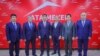 Слева направо: Темир Сариев, Рыскельди Момбеков, Жанар Акаев, Тилек Токтогазиев, Азамат Темиркулов и Омурбек Текебаев.