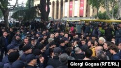 В МВД заявляют, что основанием для заведения дела стали заявления представителей организации, содержащие угрозу