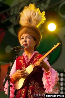 Саламат Садыкова.