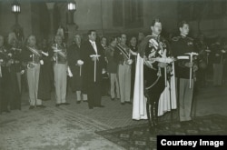 Carol al II lea și Marele Voievod de Alba Iulia, viitorul rege Mihai, la Patriarhie de Paști, în 1939. Peste un an și jumătate, România Mare se va prăbuși - Gh. Brătianu se temea mai mult decât orice de Uniunea Sovietică. În 1940, avea să susțină apărarea militară cu orice preț.