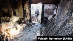 Ілюстраційне фото. Зруйнований обстіролом будинок в Донецьку, березень 2017 року
