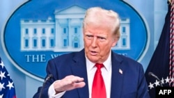 Майже ідентичне повідомлення Трамп опублікував наприкінці листопада через кілька тижнів після перемоги на президентських виборах у США