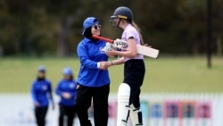 شکستی که در اصل یک پیروزی بود؛ تیم کریکت بانوان افغان به میدان سبز برگشت
