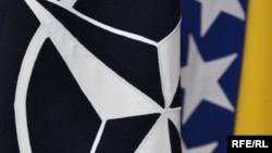 Zastave NATO-a i Bosne i Hercegovine, ilustrativna fotografija