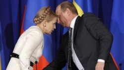 Тодішні прем'єр-міністри України і Росії, ЮліяТимошенко і Володимир Путін. Москва, 29 квітня 2009 року