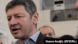 Ovako agresivni napadi i optužbe dovode do direktnih pretnji i ugrožavaju bezbednost naših novinara: Ćosić