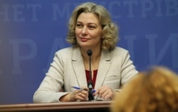 Мовний омбудсмен України Тетяна Монахова під час пресконференції в Києві, 10 грудня 2019 року