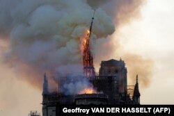 Prăbușirea turlei cu săgeata ei celebră