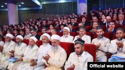 Тажикстандагы имамдар.