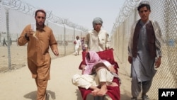 Owgan bosgunlary ýurduň Pakistan bilen serhedinde
