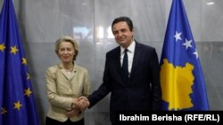 Predsednica Evropske komisije Ursula fon der Lajen i premijer Aljbin Kurti.