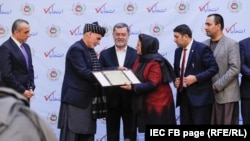 محمد اشرف غنی رئیس جمهور افغانستان حین تسلیم شدن اعتبارنامه.