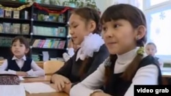 Татар теле һәм әдәбияты дәресе (архив фотосы)
