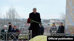 Визит Алмазбека Атамбаева в Узбекистан