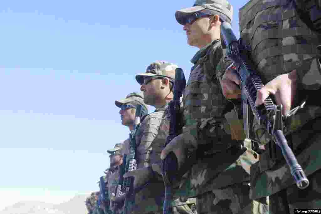 نیرو های خاص هنگام آماده&zwnj;گی برای تعلیمات