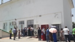 Aşgabatda azyk paýlaryny hojalyklara paýlamak işlerinde ýene bökdençlik emele geldi