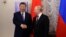 Presidenti rus, Vladimir Putin me homologun e tij kinez, Xi Jinping.