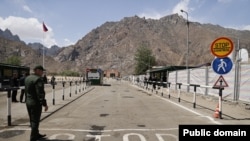 Armenia - A view of an Armenian checkpoint on the border with Iran, April 12, 2025.