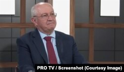 Alexandru Munteanu a avut prima apariție publică la emisiunea „În profunzime” de la Pro TV pe 16 octombrie