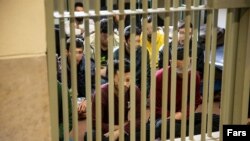 آرشیف، زندانیان ایران 