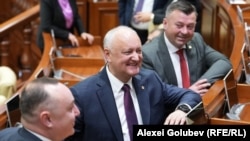 Igor Dodon, președintele Partidului Socialiștilor va conduce și fracțiunea socialiștilor din Parlament.