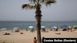 Grecia a intrat de astăzi pe lista roșie