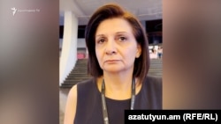 Սոնա Մնացականյանի մայրը` Արմինե Մակինյան