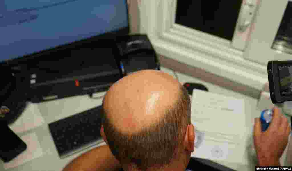 Vulosja e dokumentit të lëshuar nga Ministria e Punëve të Brendshme e Kosovës për një qytetar të Serbisë.