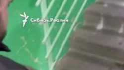 Военный инвалид Артем Глебов ползком возвращается домой.mp4