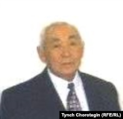 Кушбек Үсөнбаев. 1998.