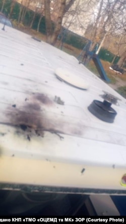 Наслідки удару FPV-дрона по машині екстреної медичної допомоги у с. Біленьке, Запорізької області. Фото КНП «ТМО «ОЦЕМД та МК» ЗОР