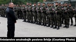 Ministri i Brendshëm i Serbisë, Aleksandar Vulin, duke vizituar jësinë speciale të policisë serbe në Kralevë. Shtator, 2021.