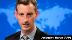 «Ніщо не змусить нас відмовитися від стратегії, якої ми дотримуємося», – сказав Нед Прайс