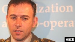 Vojni vrh da se odupre upotrebi vojske u političke svrhe: Zdravko Ponoš