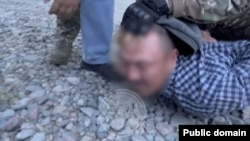 Кармалган шектүү.