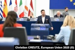 Europarlamentarul Claudiu Târziu a demisionat recent din Alianța pentru Unirea Românilor din cauza disensiunilor cu președintele George Simion. Aici, la o dezbatere din această primăvară privind libertatea presei.