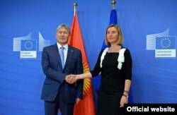 Алмазбек Атамбаев и Федерика Могерини