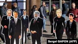 Kiev: principalii candidați în alegerile prezidențiale din 31 martie, plus președintele rus Vladimir Putin și oligarhul Ihor Kolomoyskyi, 28 martie 2019 