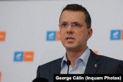 Vicepreședintele USR, Ionuț Moșteanu, spune că Apărarea ar fi avut nevoie mai degrabă de un expert în domeniul militar.