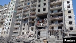 Врятували вісьмох людей, з них трьох дітей