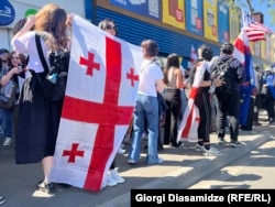 Protesters line a street in Tbilisi on April 26.