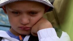 „Războiul este tot mai aproape”. Câteva familii ucrainene sunt forțate să fugă din nou