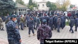 Жалал-Абад мэриясынын алды. 6-октябрь, 2020-жыл.