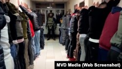 Теракттан кийин мигранттарга кысым күчөдү. Орусия, 2025-жыл