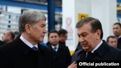 Атамбаев Өзбекстанга барды