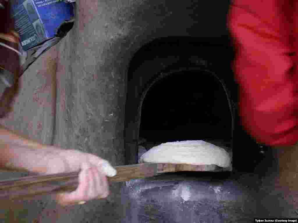 Мичкә икмәк салалар