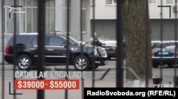 Раніше журналістам одразу два джерела з МВС підтвердили, що Тахтай їздить саме на скандальному Cadillac екс-міністра внутрішніх справ Анатолія Могильова