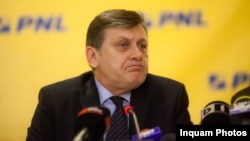 Crin Antonescu, fost președinte al PNL, a fost anunțat luni dimineață candidatul comun al coaliției de guvernare PSD-PNL-UDMR. 
